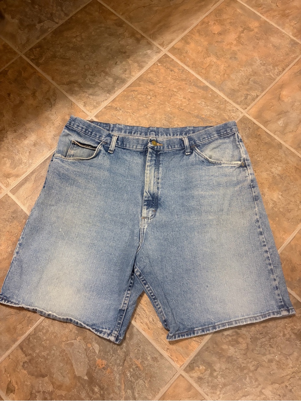 Vintage Wrangler Light Blue Denim Shorts size 40